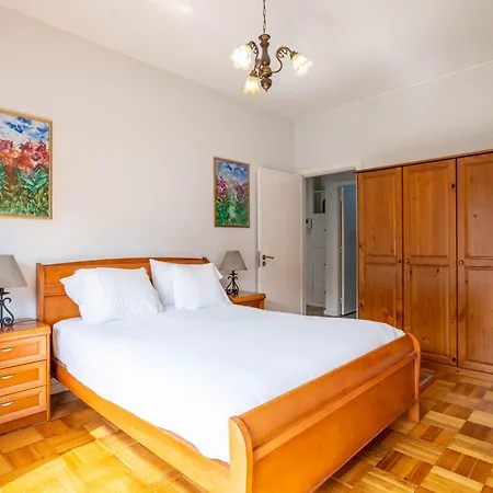 Breiner Comfort By Lovelystay Apartment