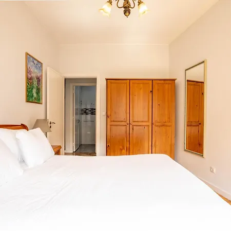 Breiner Comfort By Lovelystay