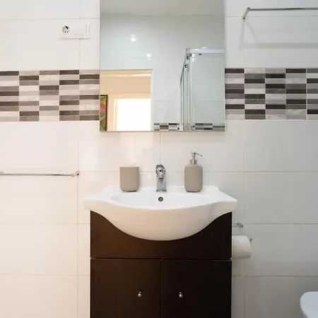 Breiner Comfort By Lovelystay Apartment Porto